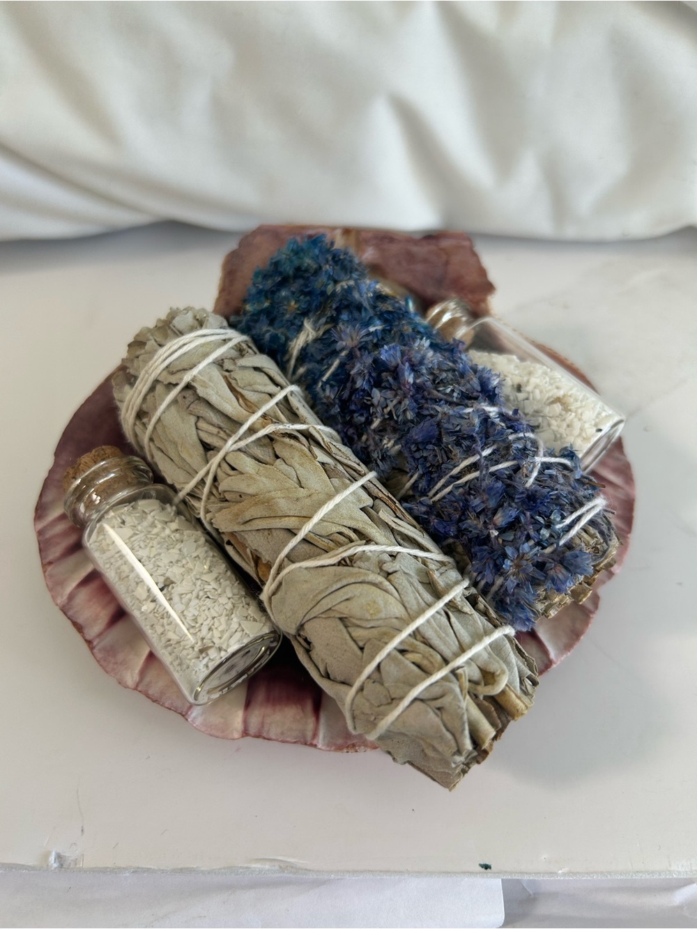 Sage & Lavender Smudge Bundle with Shell Dish and Moon Dust  🩷 Bundle 2 Save 10%